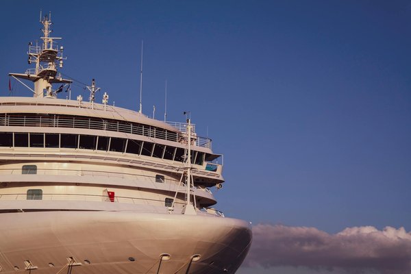 Peut-on trouver une location de vacances en Corse avec des randonnées et des cours de cuisine corse?